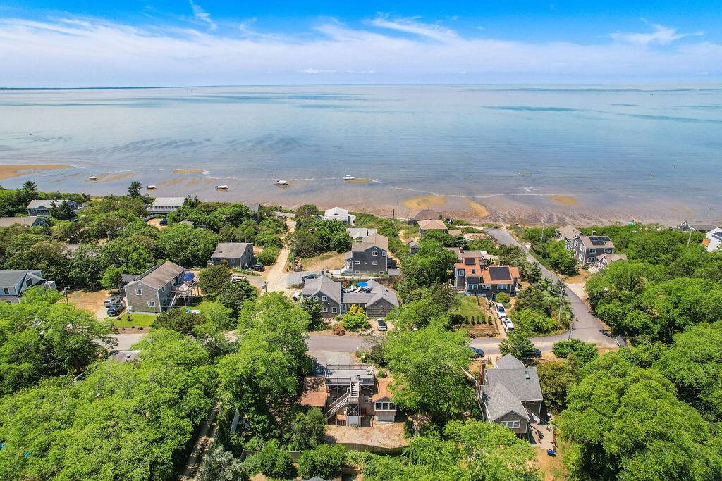 Eastham, MA 02642,118 Bay Road