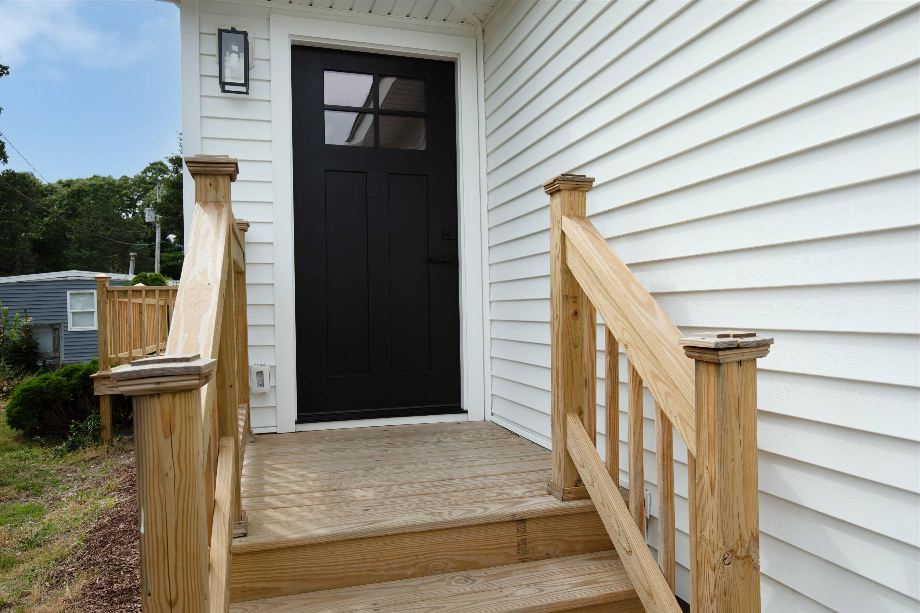 Bourne, MA 02532,9 2nd Street