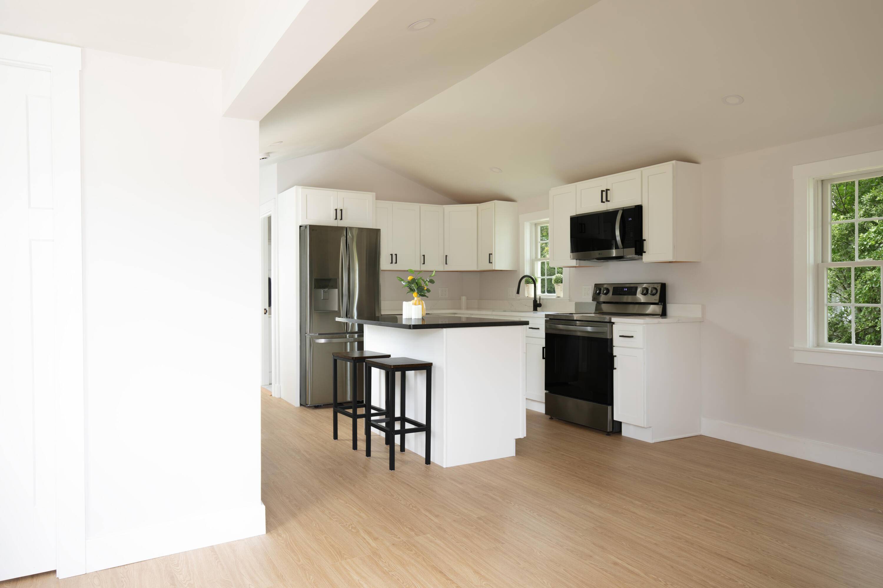 Bourne, MA 02532,9 2nd Street