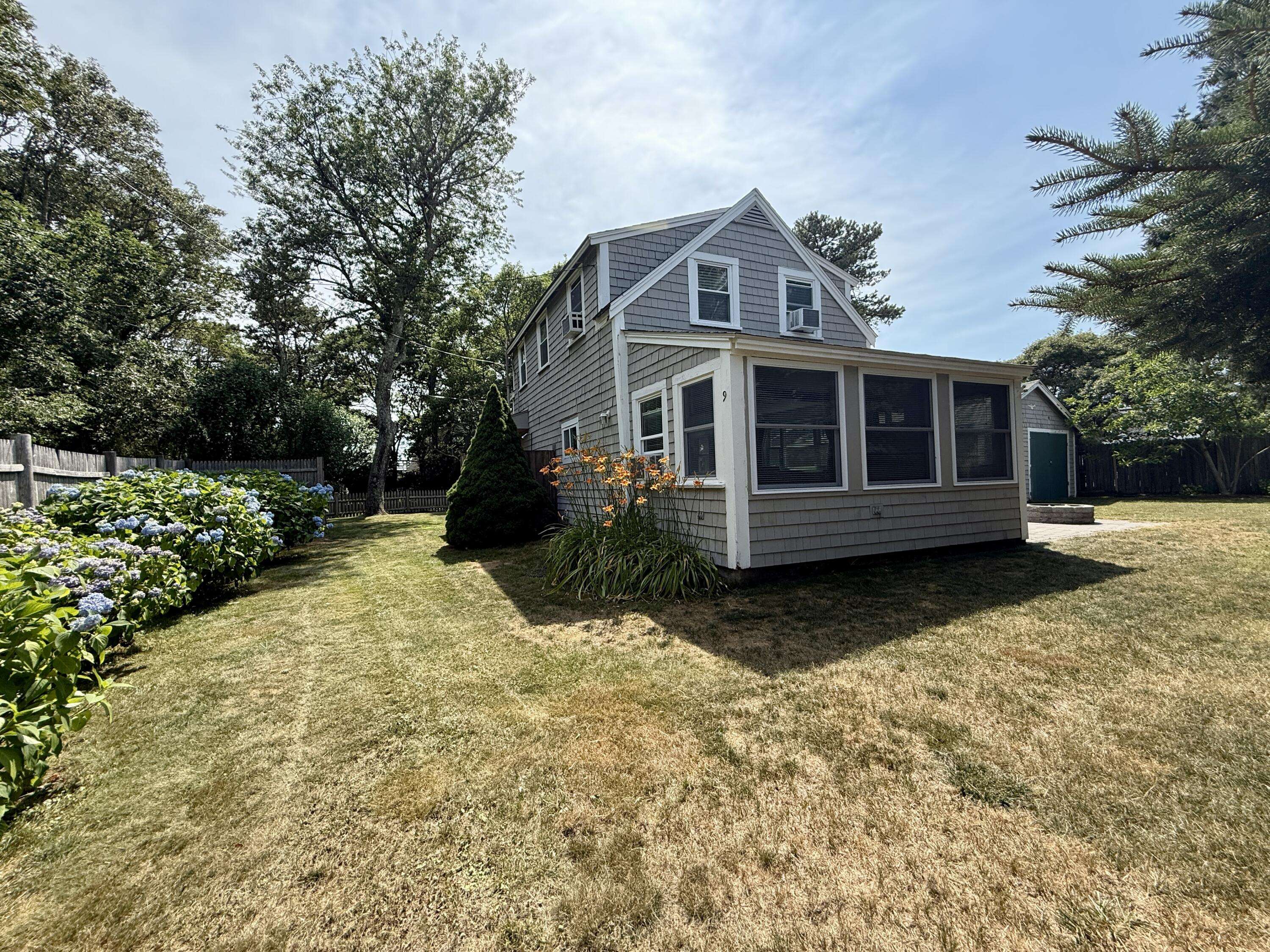 West Yarmouth, MA 02673,9 Kens Way