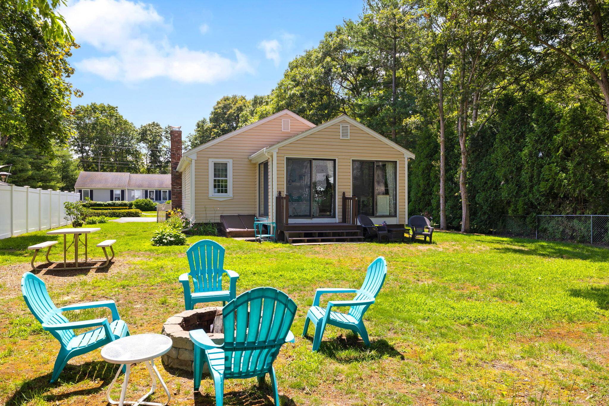 East Falmouth, MA 02536,10 Harborview Drive