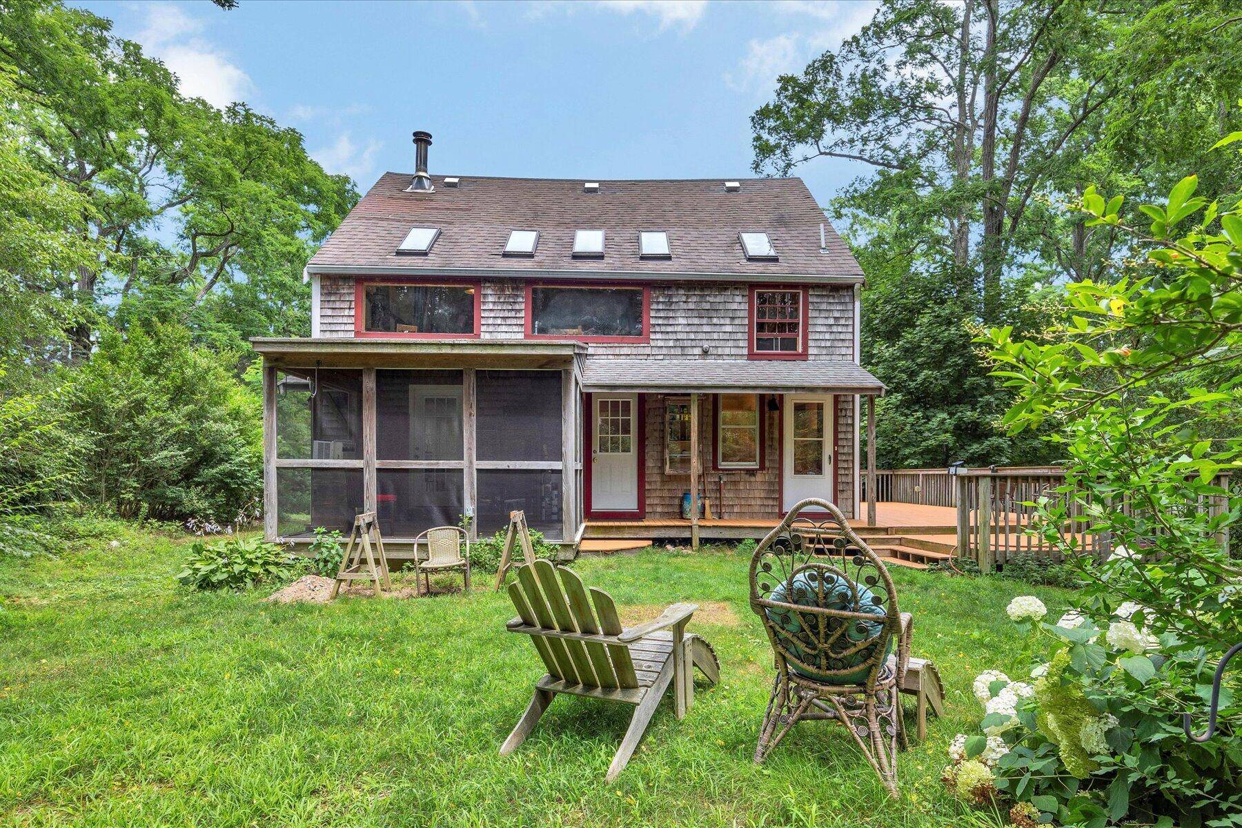 East Sandwich, MA 02537,390B Route 6A