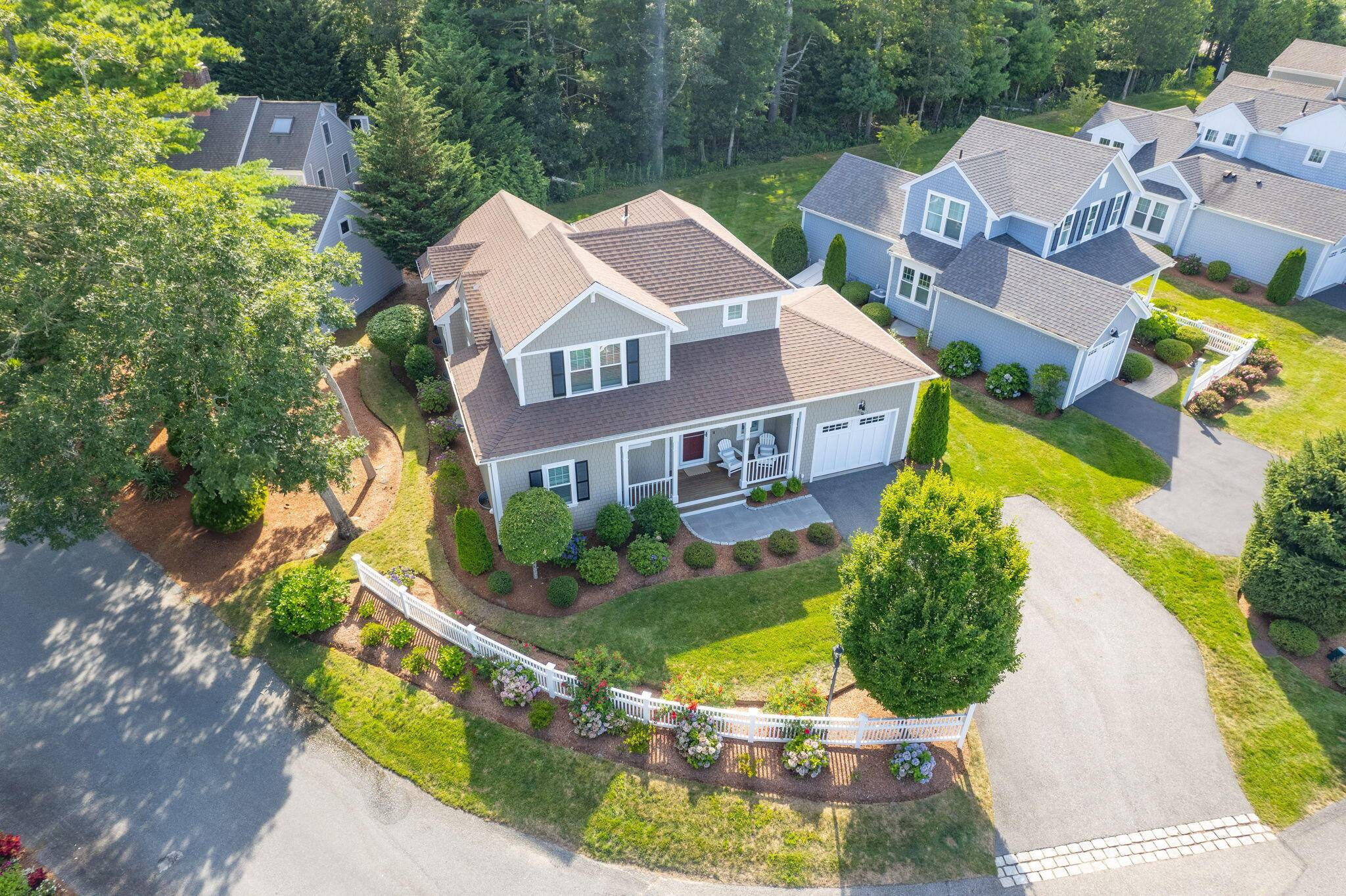 Mashpee, MA 02649,10 Cross Road