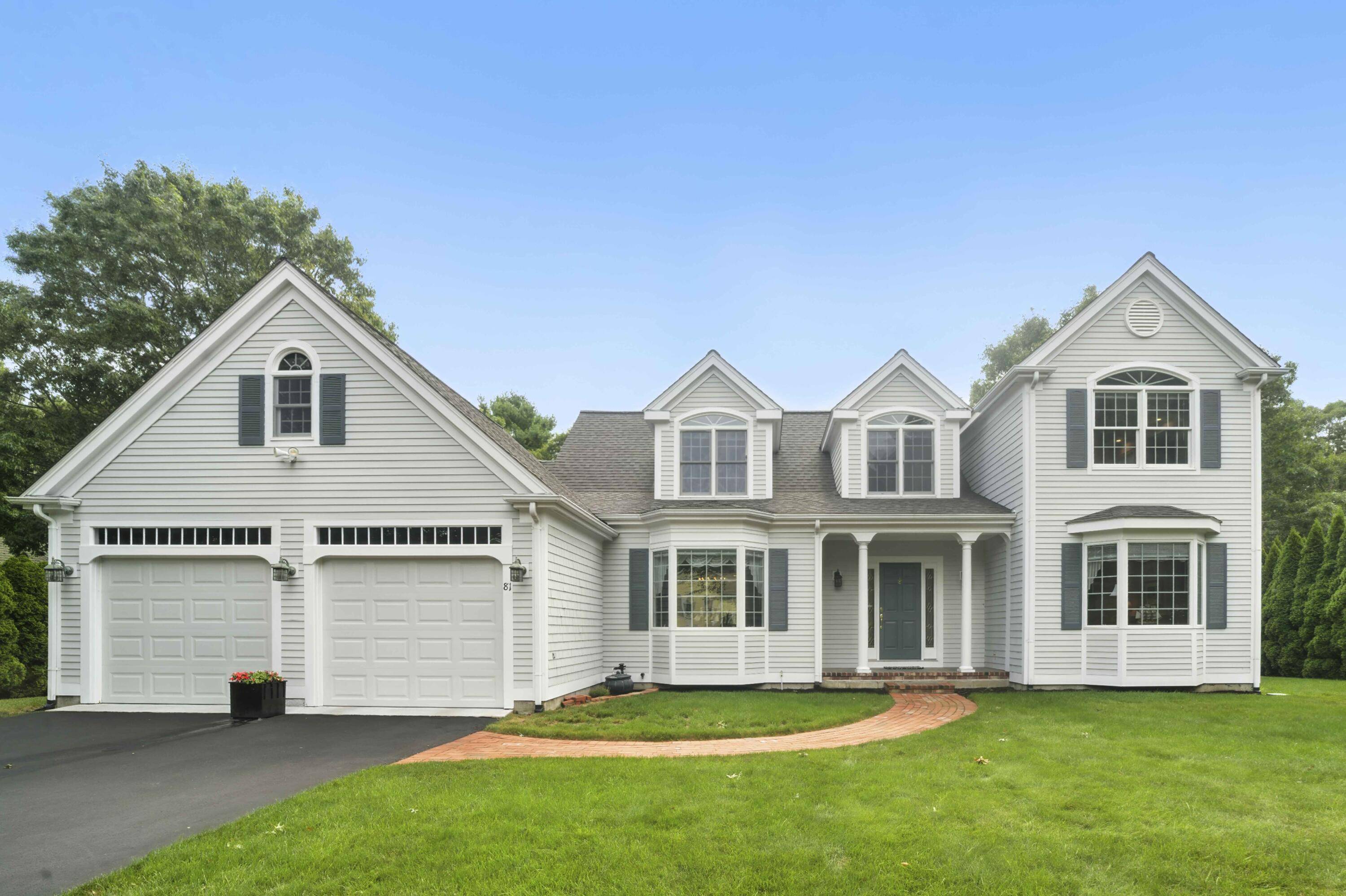 Osterville, MA 02655,81 Falling Leaf Lane