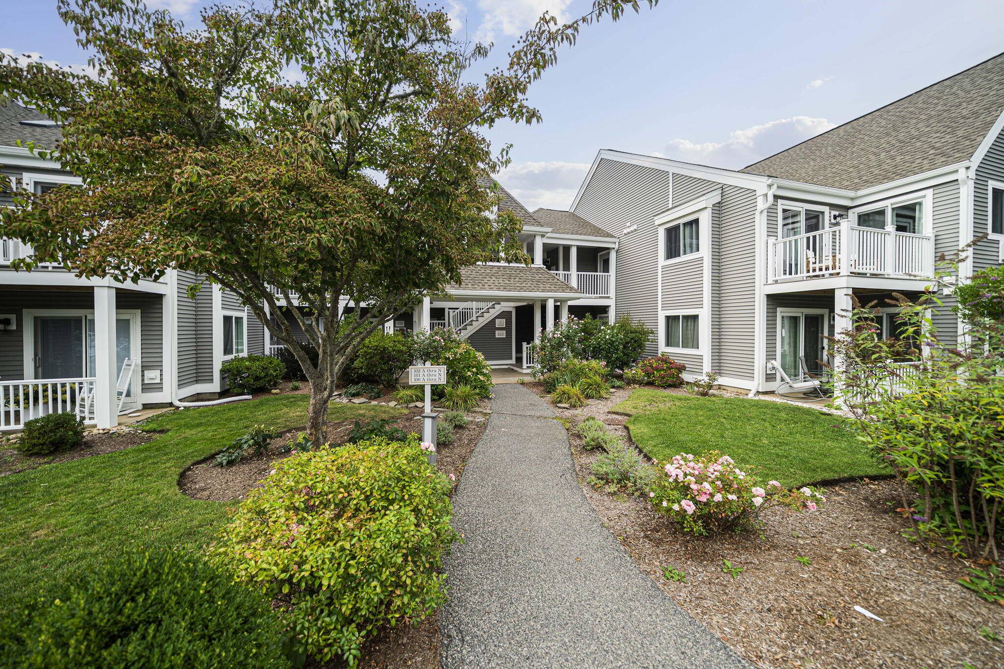 Brewster, MA 02631,100 Fletcher Lane #E