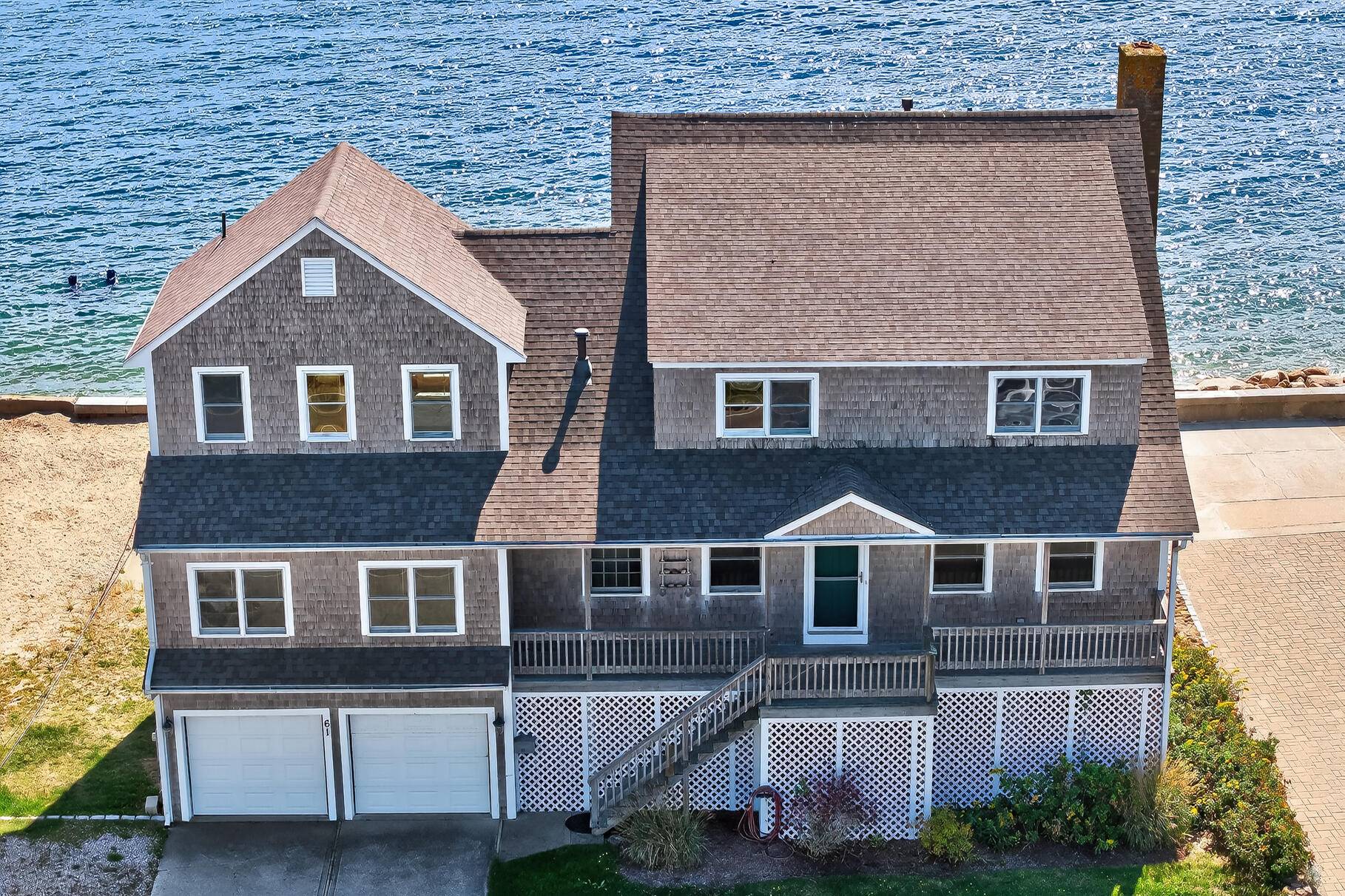 East Falmouth, MA 02536,61 Menauhant Road