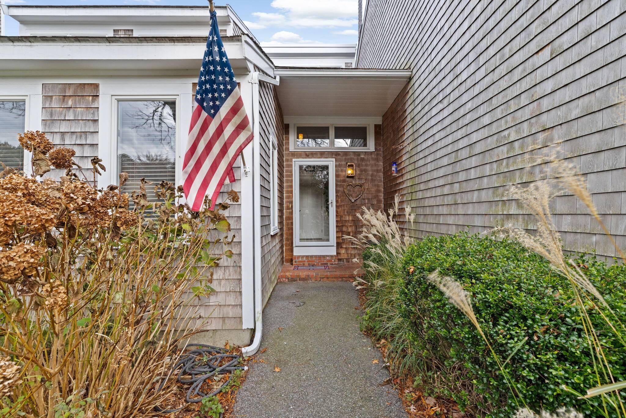 Mashpee, MA 02649,15 Riverview Ave #15E