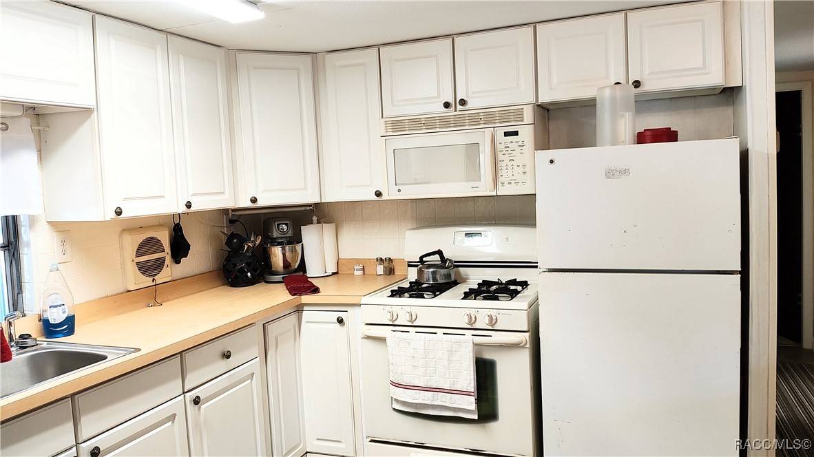 Floral City, FL 34436,8108 E Emerald LN
