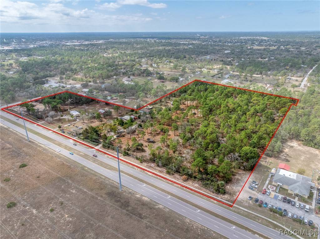 Brooksville, FL 34613,8279 Sunshine Grove RD