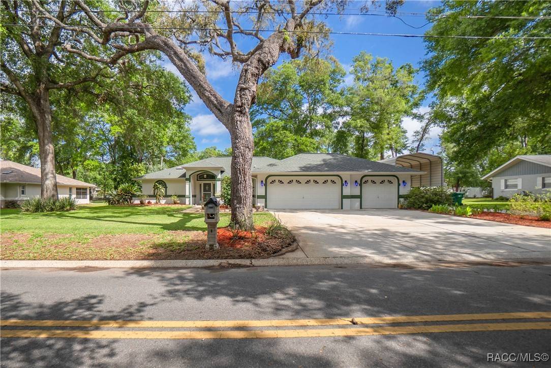 Inverness, FL 34452,310 W Inverness BLVD