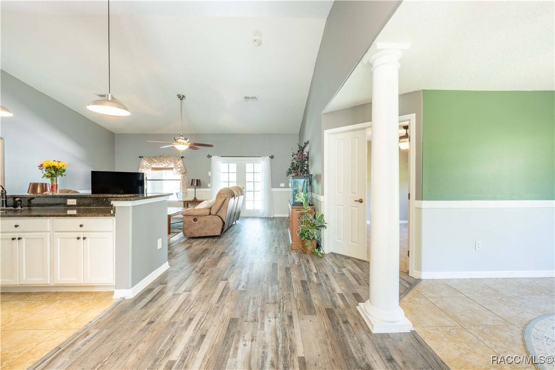 Homosassa, FL 34446,9 Geranium CT W