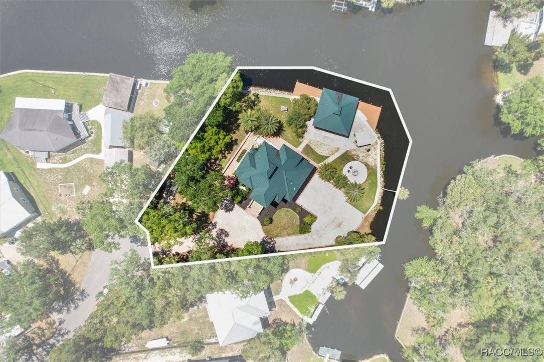 Homosassa, FL 34448,5751 S Beaver PT