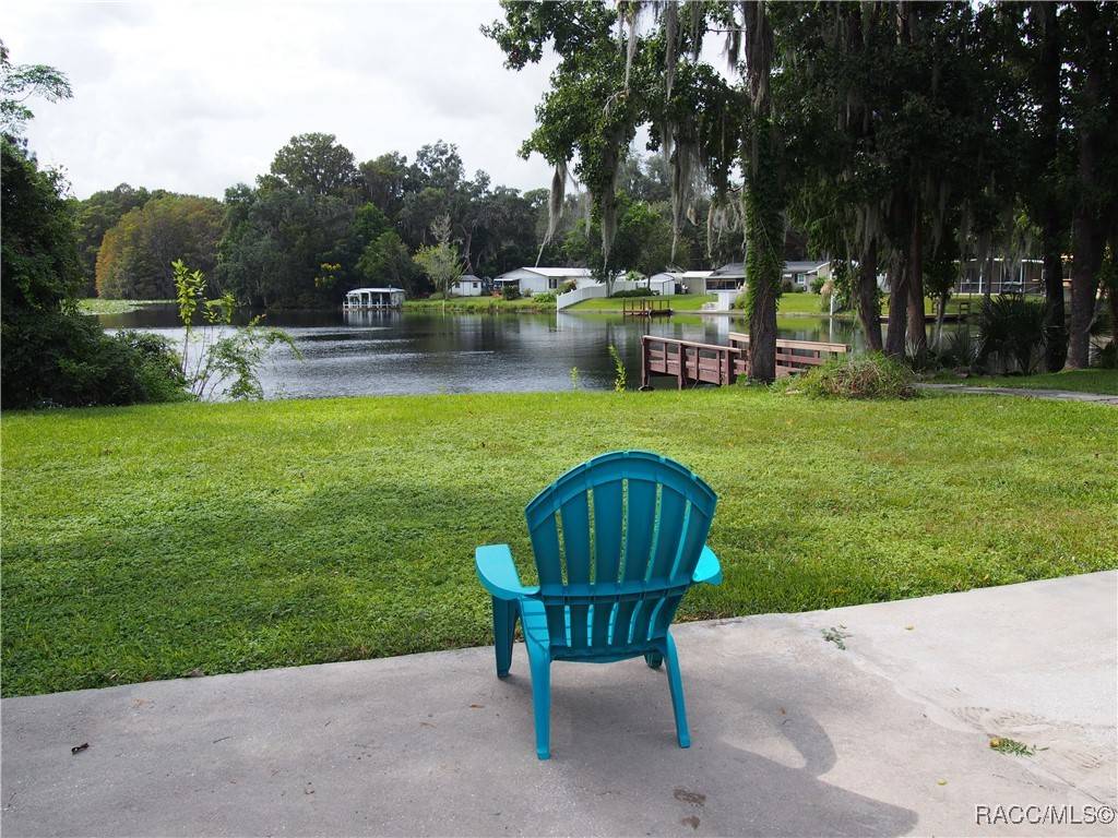 Inverness, FL 34450,7636 E Shore DR