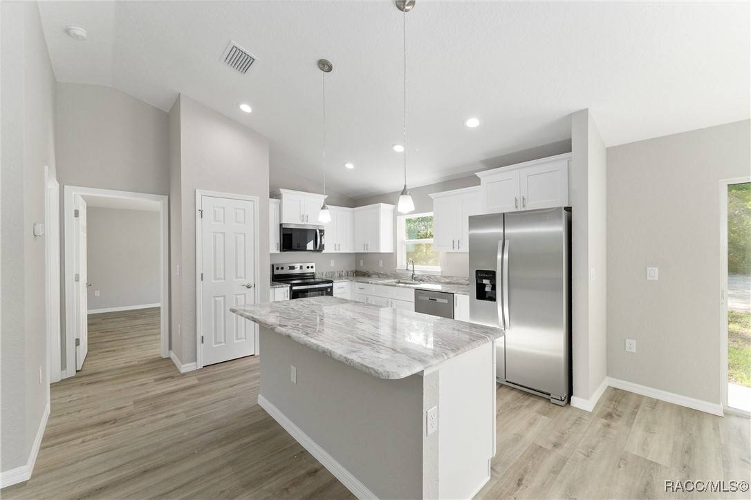 Citrus Springs, FL 34434,1631 W Hill LN