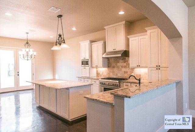 New Braunfels, TX 78130,615 Stadtbach ST #0