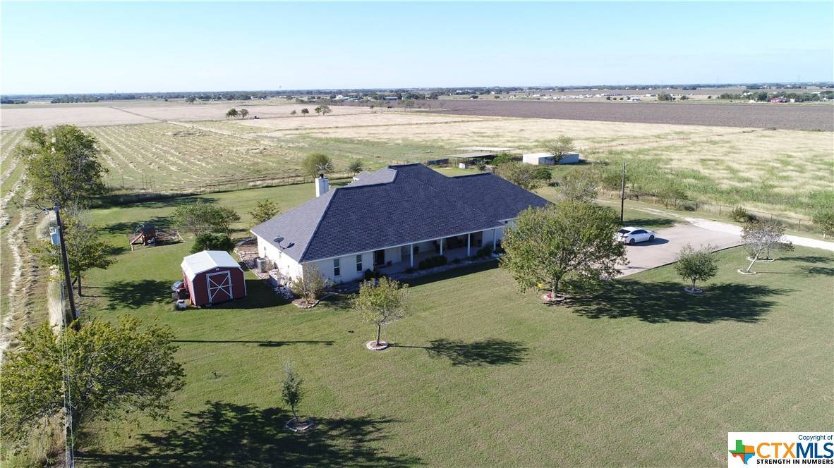 Seguin, TX 78155,495 Koebig RD