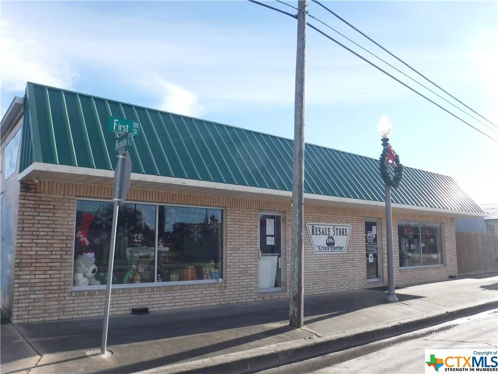 El Campo, TX 77437,116 E First ST