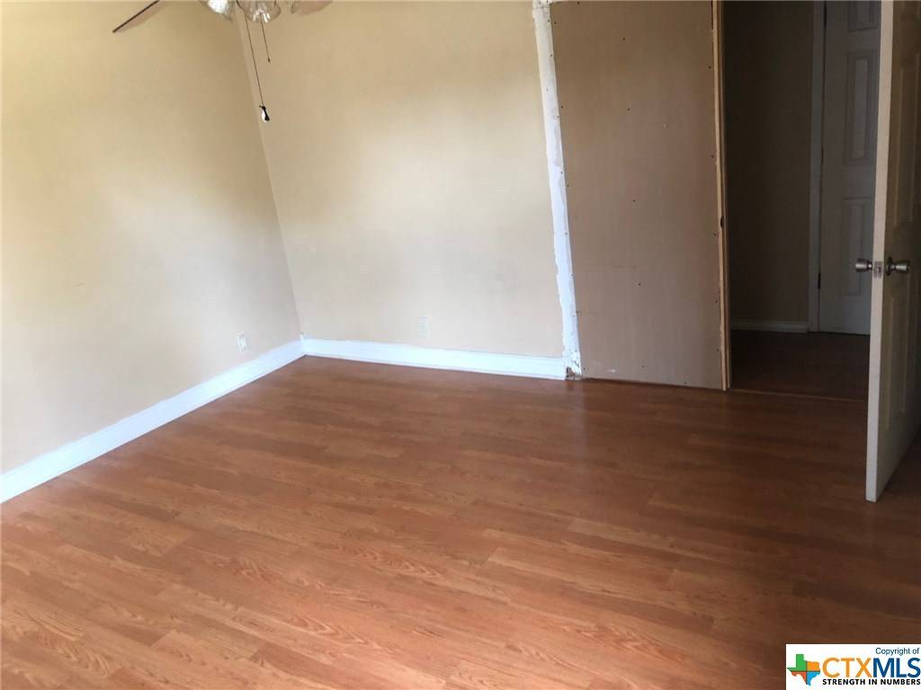 Rockdale, TX 76567,502 Metcalf