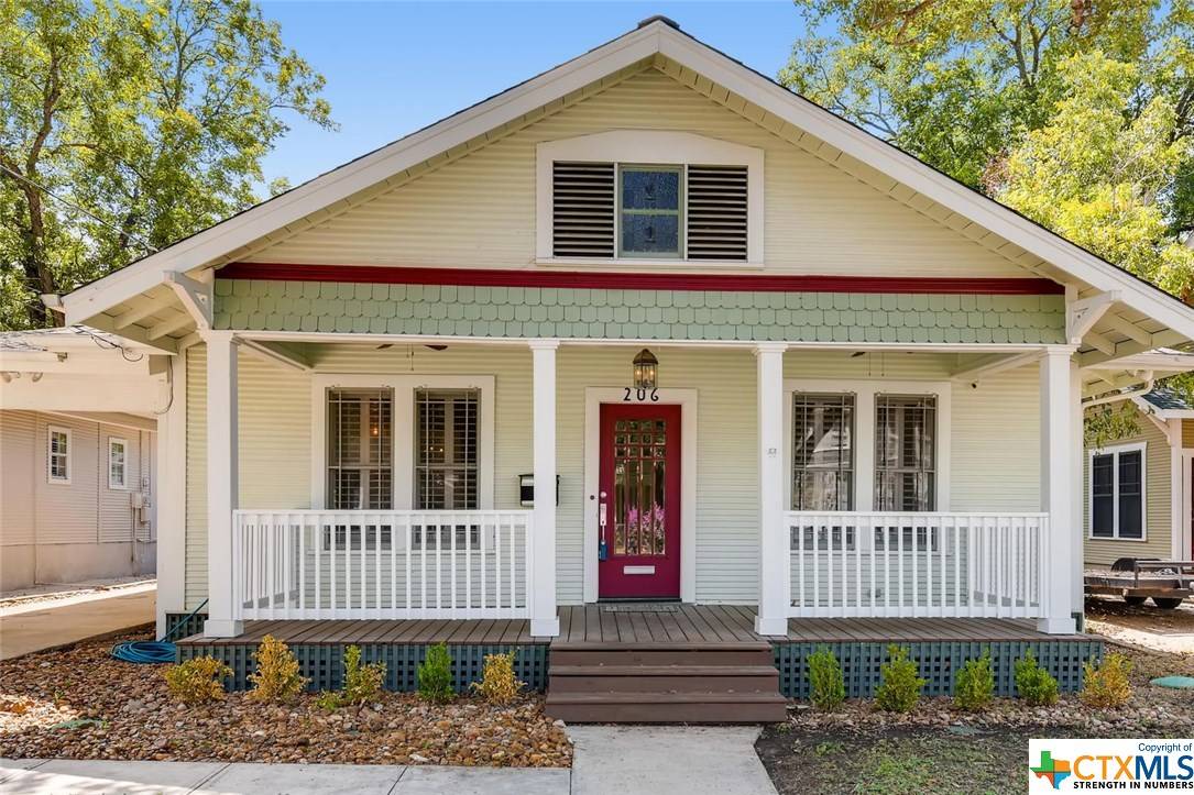 San Antonio, TX 78209,206 Queen Anne CT