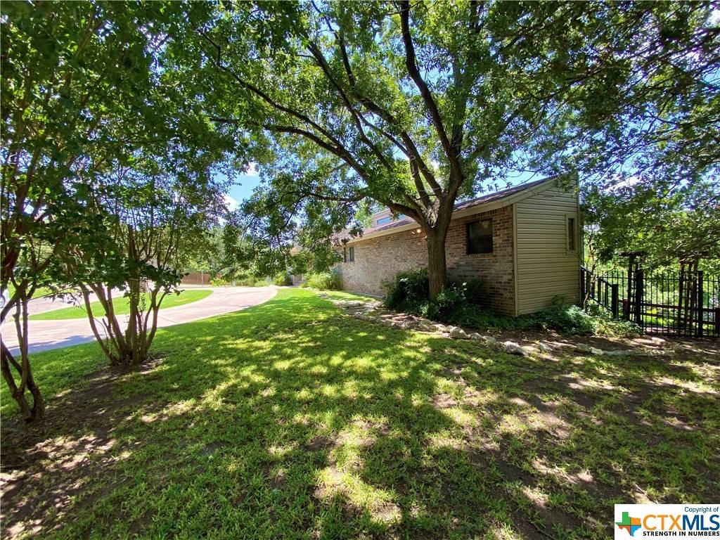 Salado, TX 76571,600 Ridgecrest DR