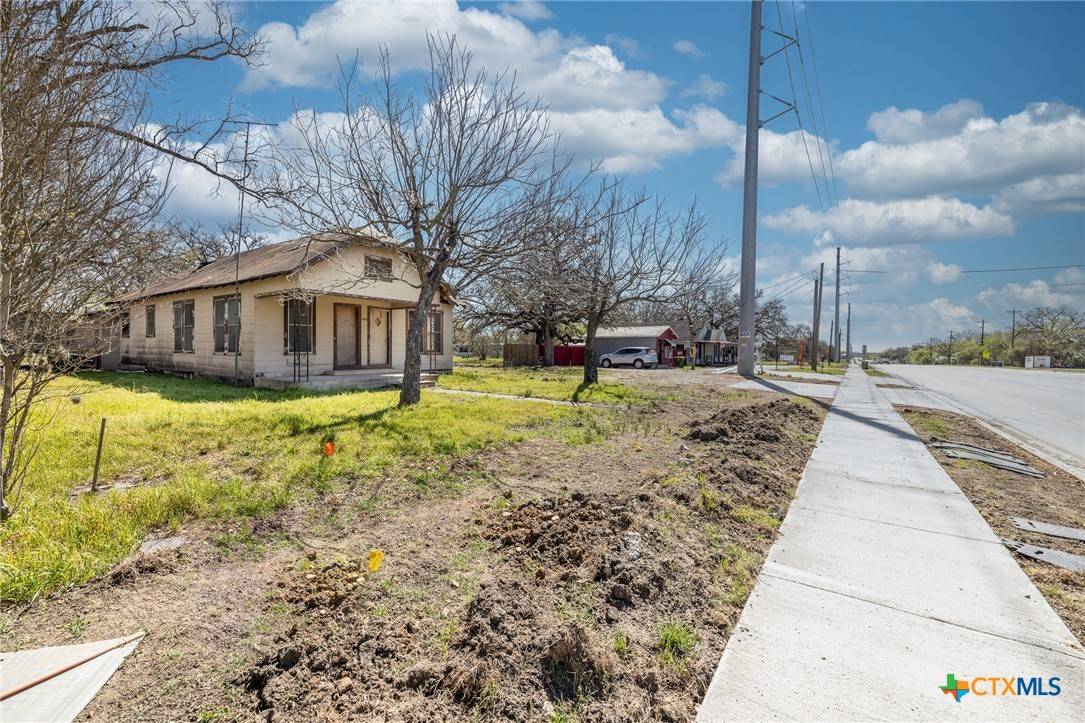 Gonzales, TX 78629,1602 Water ST