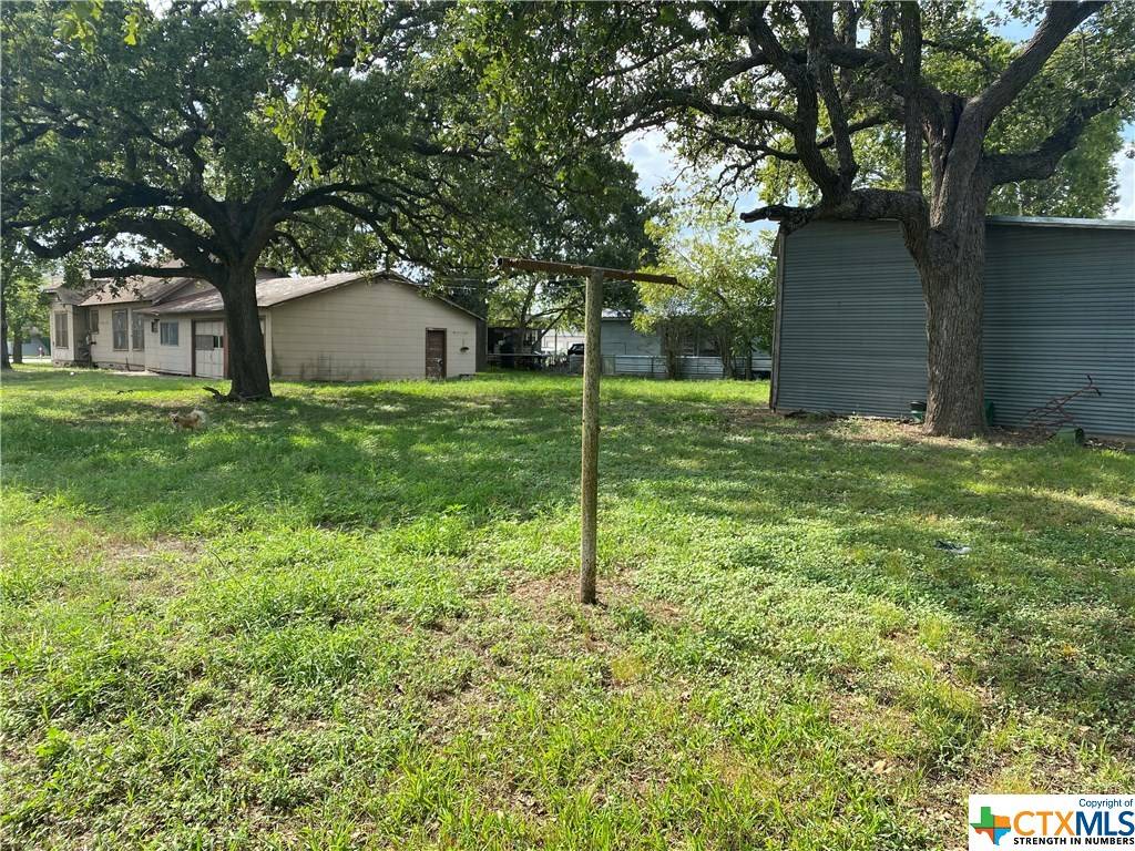 Gonzales, TX 78629,1602 Water ST