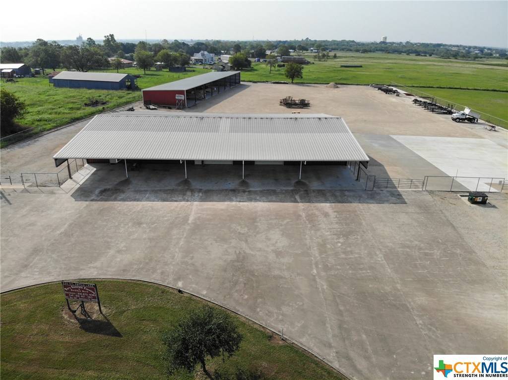 Gonzales, TX 78629,820 Oil Patch LN