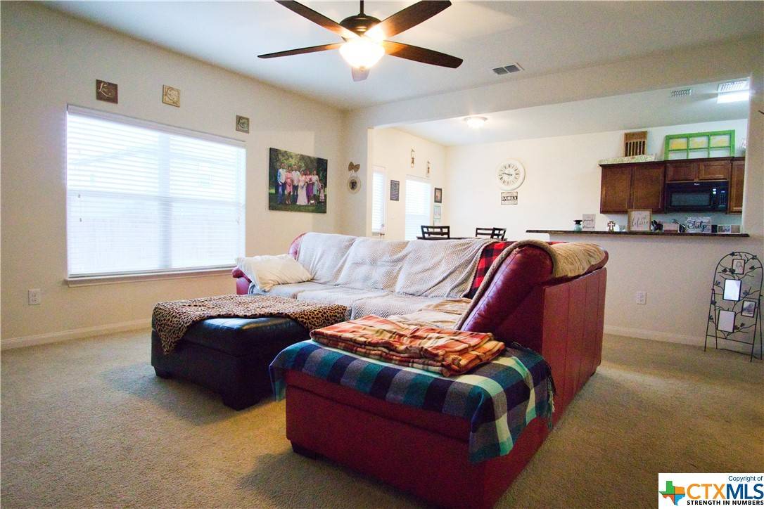 Jarrell, TX 76537,108 Major Lee LN