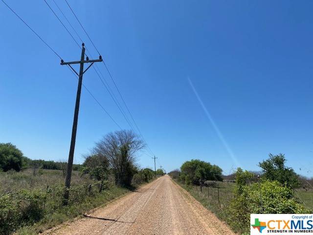 Thomaston, TX 77989,000 Wolf Hollow RD