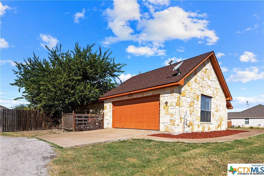 Jarrell, TX 76537,137 Oak Stone DR