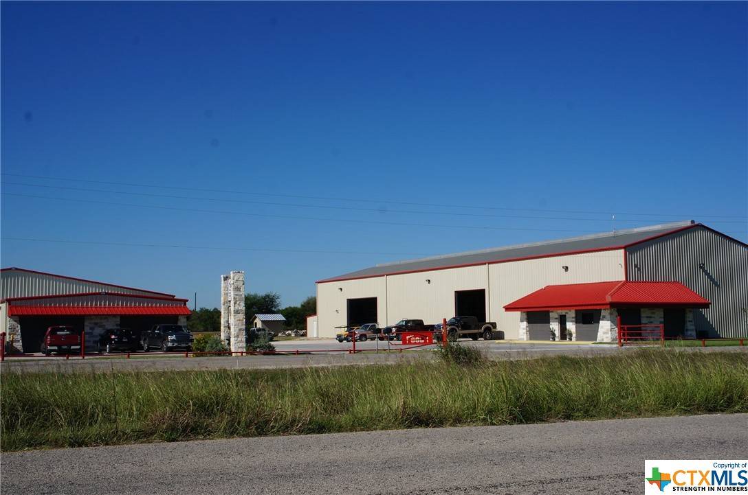 Victoria, TX 77905,5292 State Highway 185