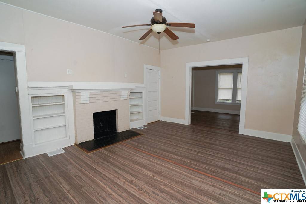 Gonzales, TX 78629,1018 Saint Matthew ST