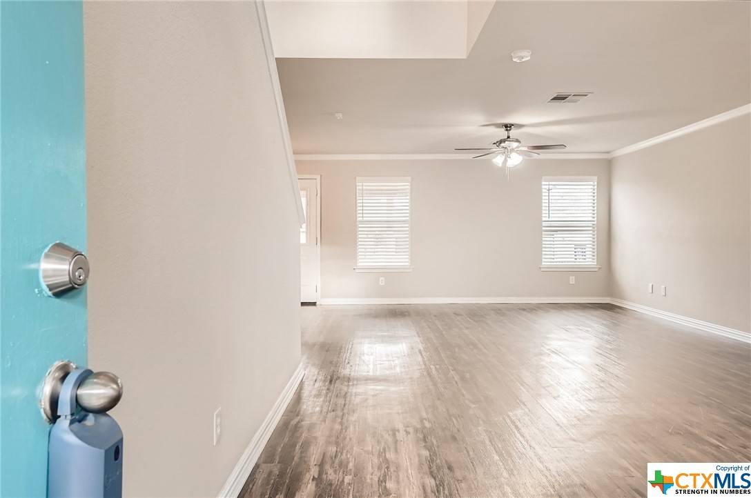 Jarrell, TX 76537,612 W Copper CT