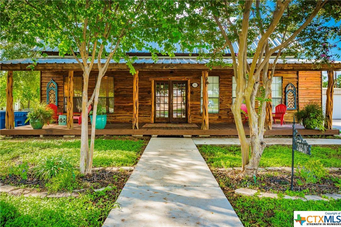Other, TX 78654,212 Avenue N