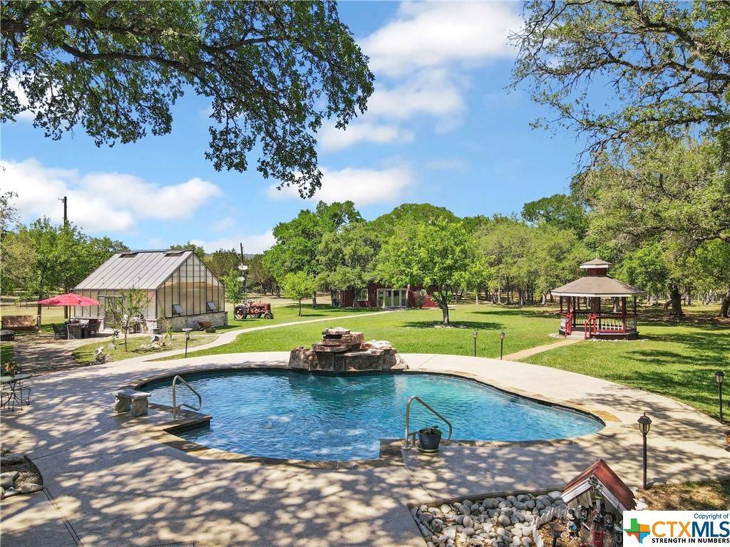 New Braunfels, TX 78132,1017 Elm Creek RD