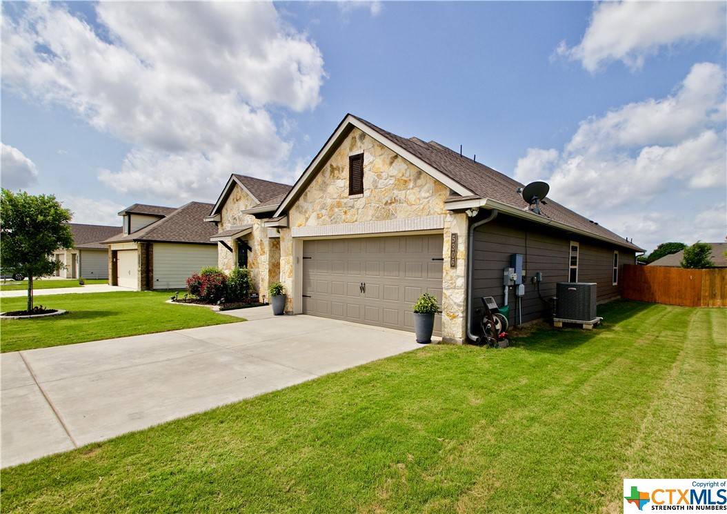 Belton, TX 76513,5306 Lancaster DR