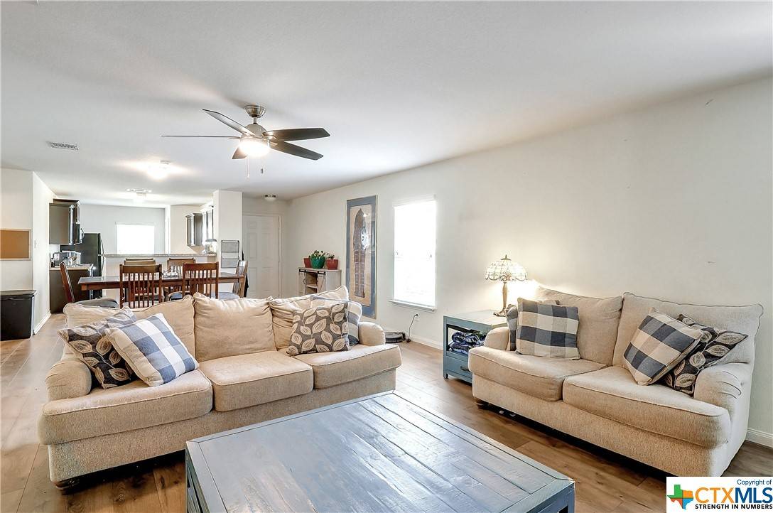 Jarrell, TX 76537,416 Farmer LN #2A