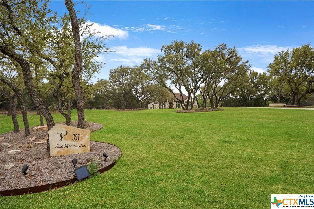 Wimberley, TX 78676,351 E Meadow LN