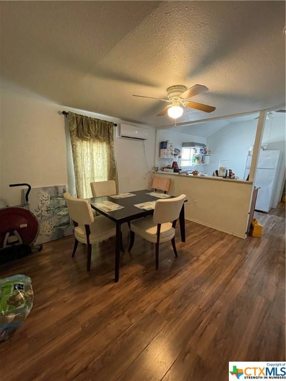 Seguin, TX 78155,627 Avenue C