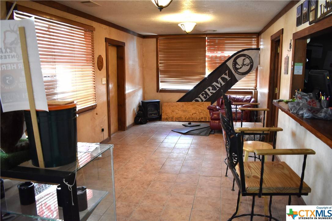 Lometa, TX 76853,106 S 4th ST