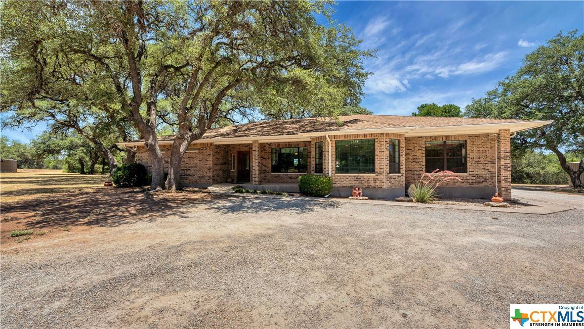 Fischer, TX 78623,305 Carpers TRL