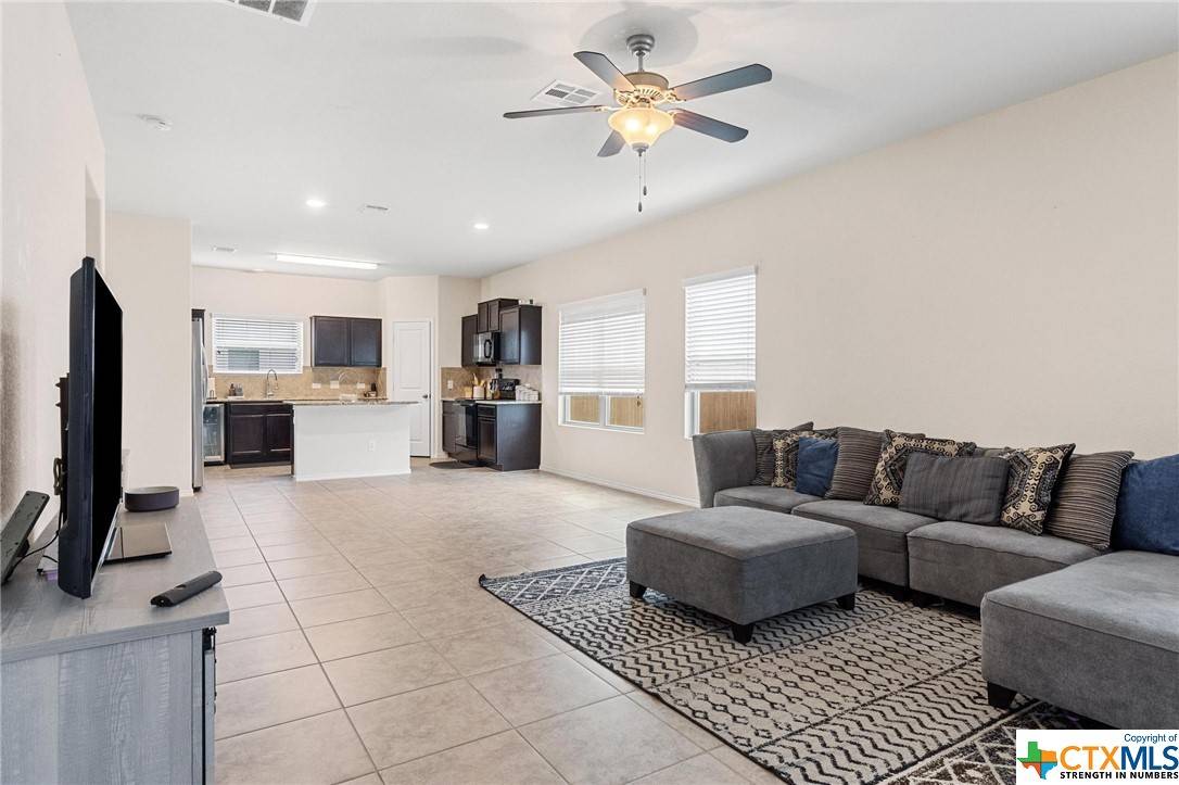 Jarrell, TX 76537,333 Circle WAY #16C