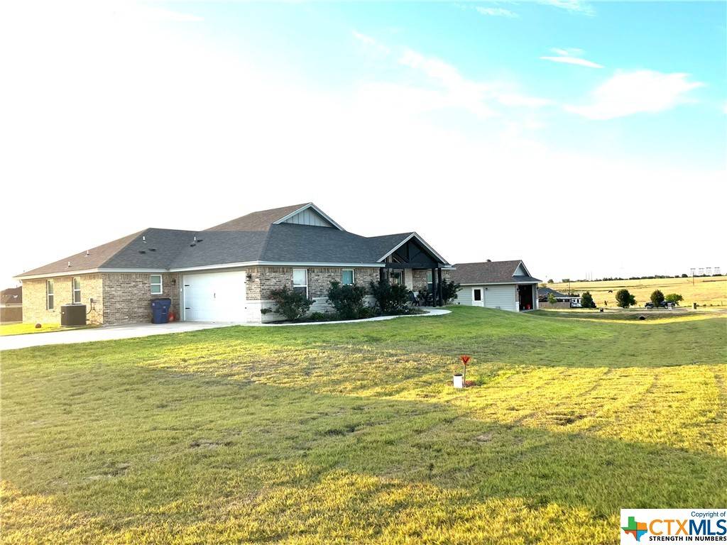 Rogers, TX 76569,3001 Sun CIR