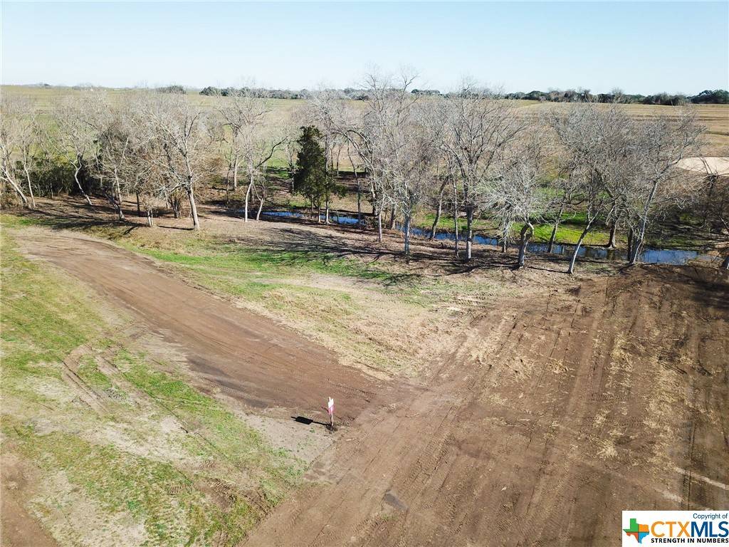 Shiner, TX 77984,511 CR 362 #Lot 14
