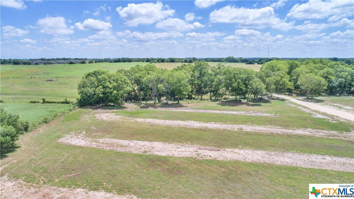 Shiner, TX 77984,511 CR 362 #Lot 14