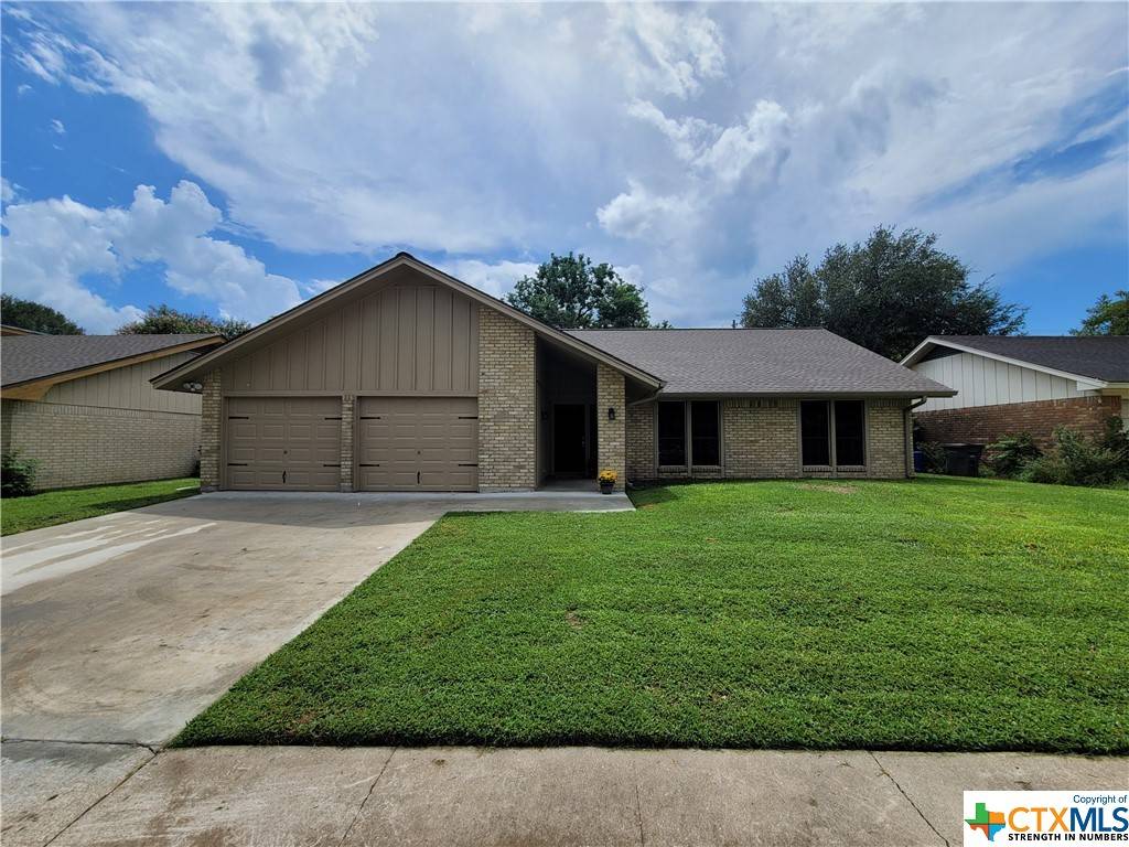 Victoria, TX 77904,113 Bowling Green DR