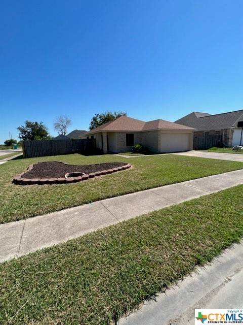 Port Lavaca, TX 77979,313 Rouen DR