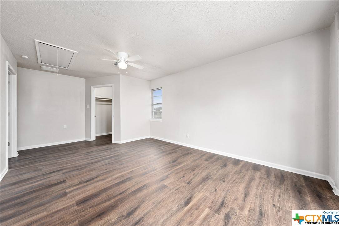 Holland, TX 76534,503 Harper ST