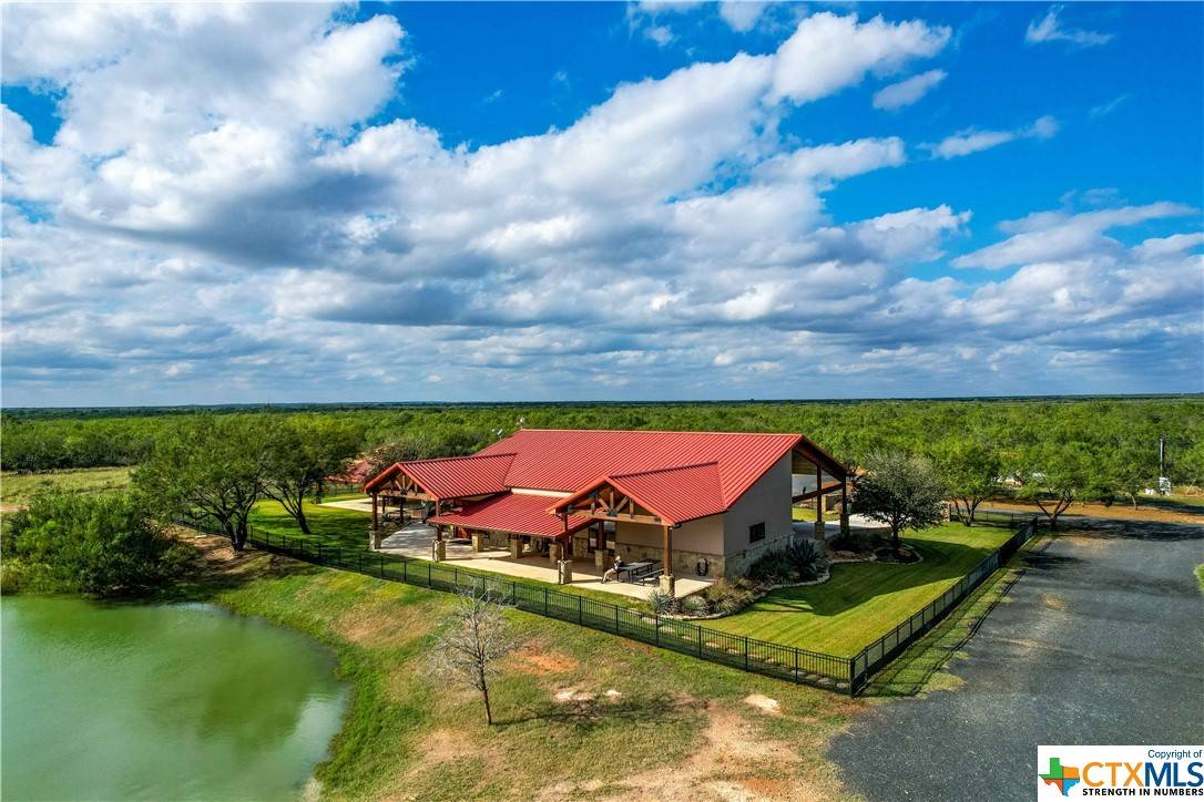 Dilley, TX 78017,727 County Road 4425