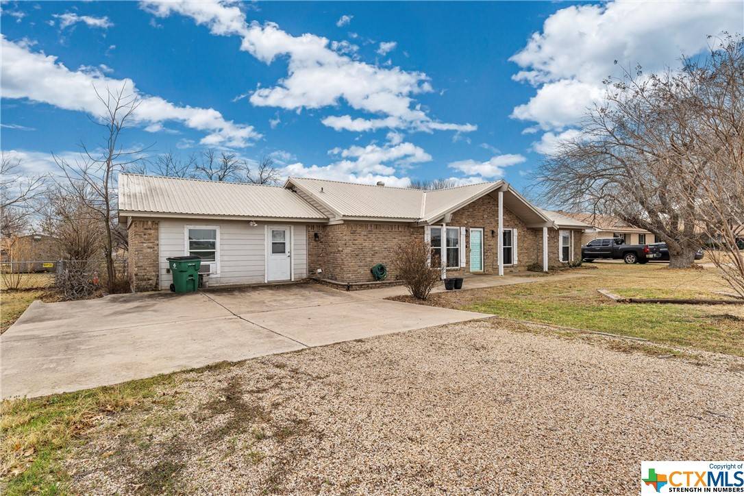 Eddy, TX 76524,809 W 3rd ST
